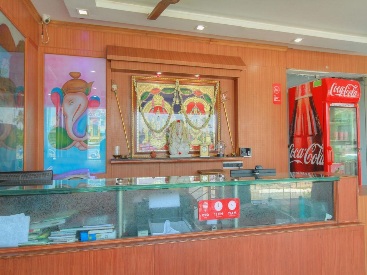 Oyo 15948 Hotel Srees Tiruchirappalli 외부 사진