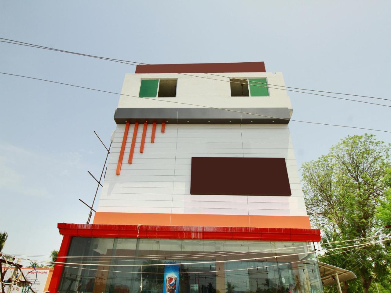 Oyo 15948 Hotel Srees Tiruchirappalli 외부 사진