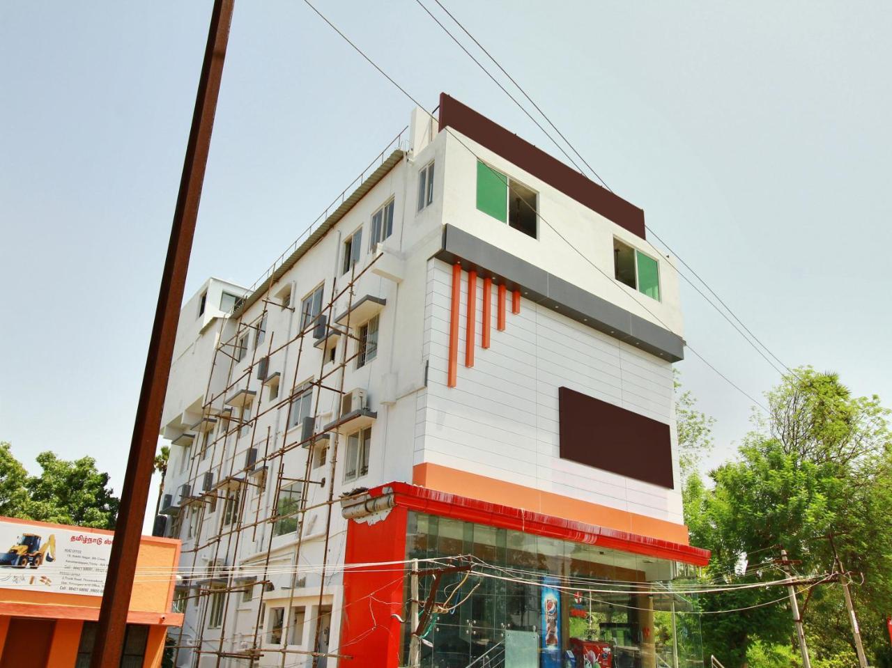 Oyo 15948 Hotel Srees Tiruchirappalli 외부 사진