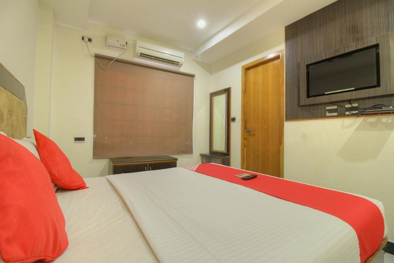 Oyo 15948 Hotel Srees Tiruchirappalli 외부 사진