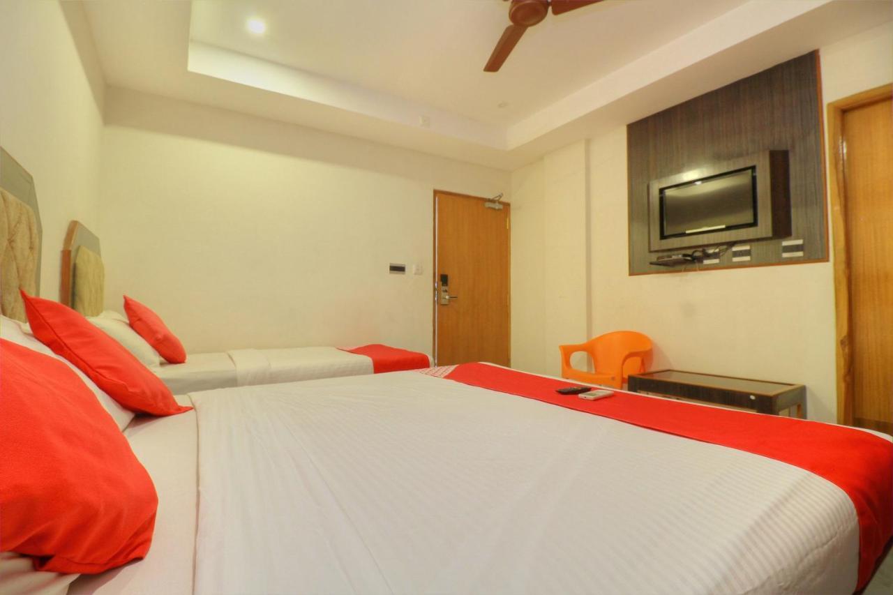 Oyo 15948 Hotel Srees Tiruchirappalli 외부 사진