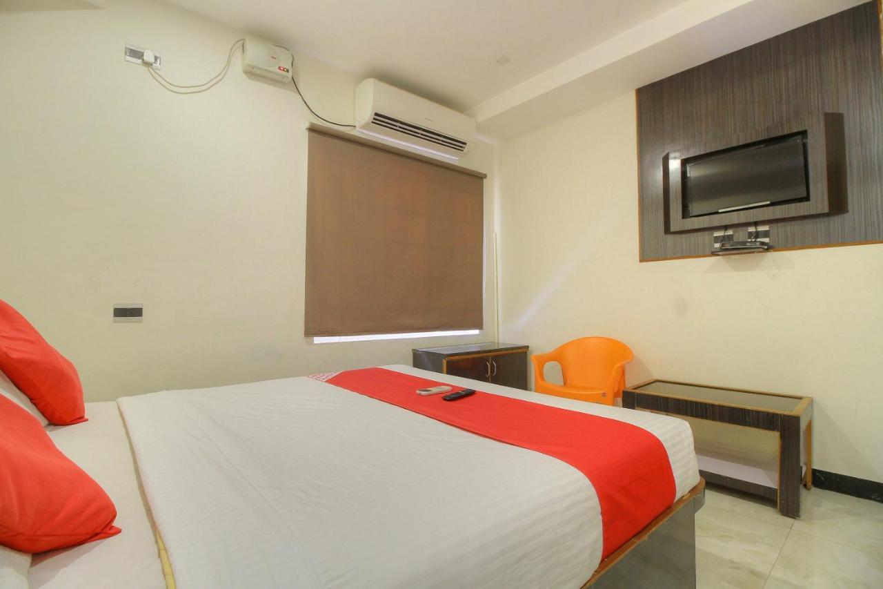 Oyo 15948 Hotel Srees Tiruchirappalli 외부 사진